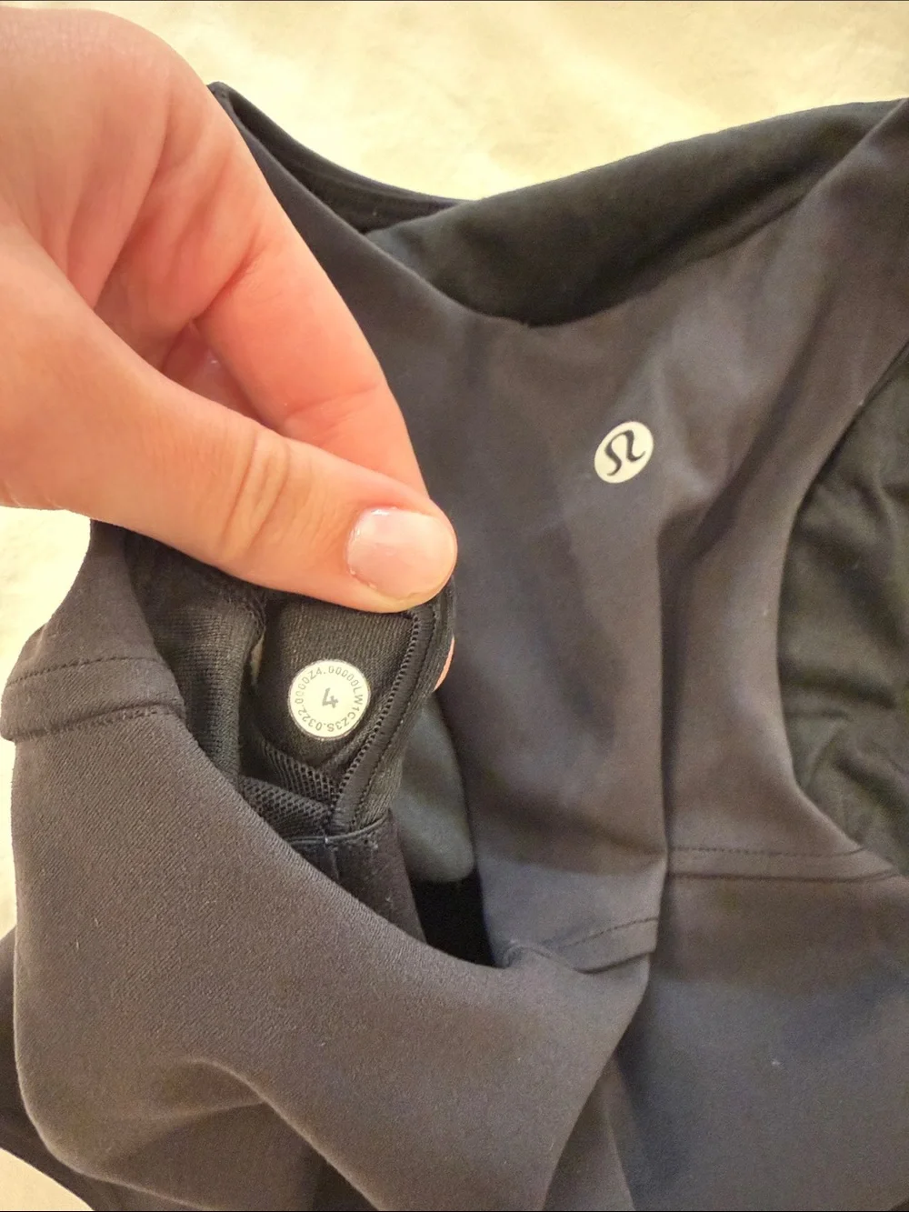 Lululemon Black Wunder Train Racerback Tank Size 4 Everlux B/C Cups Bra